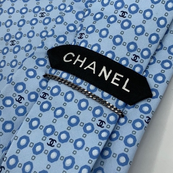 Chanel Neck Tie - Picture 1 of 5